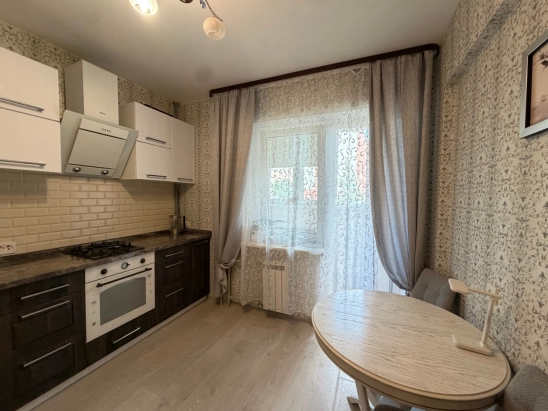 Продам 1-ку на Правом берегу